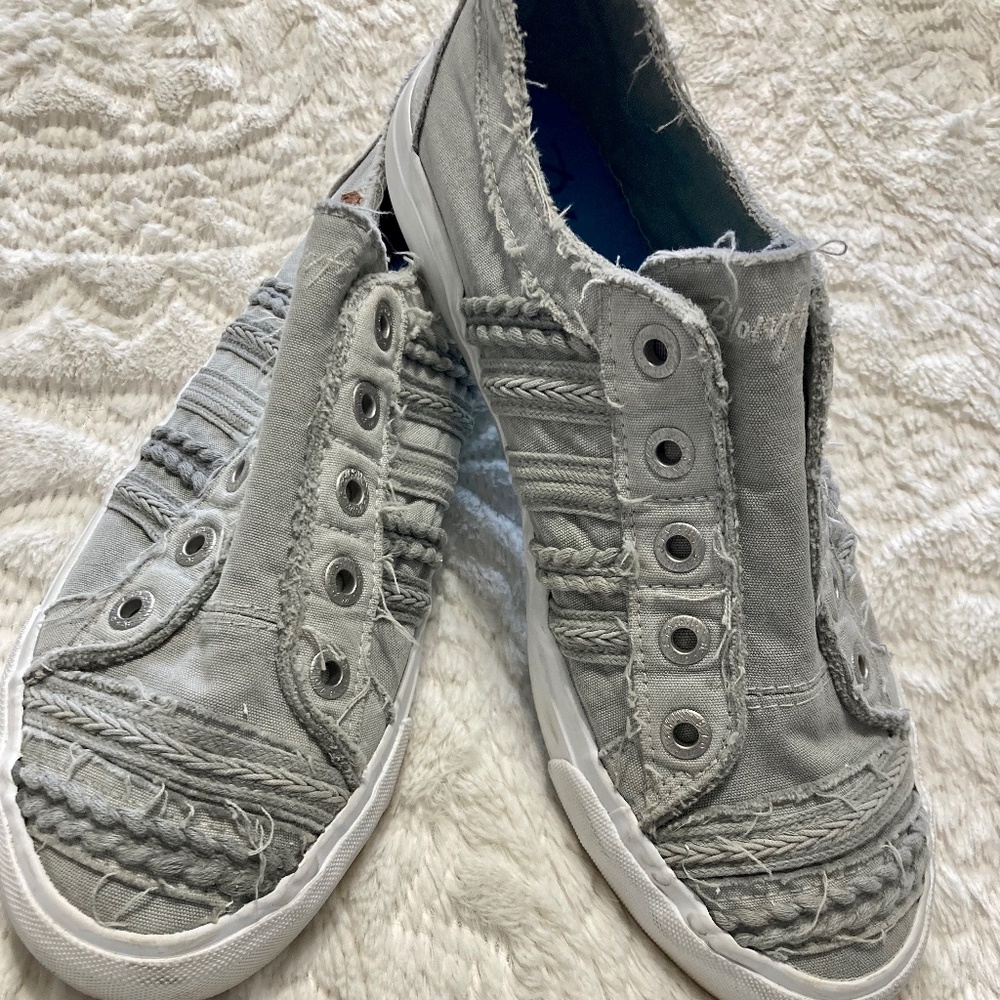 Women's Gray Casual Slip-On Sneakers